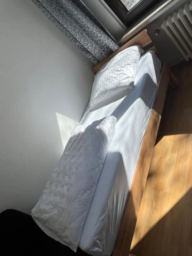 אסן Zimmer Fuer Monteure, Handwerker Oder Reisende מראה חיצוני תמונה